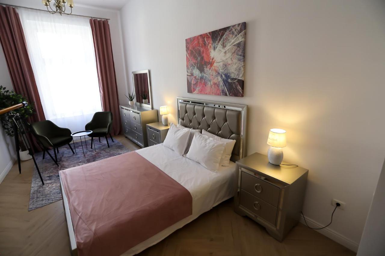 Alexander Flat_Alecsandri Apartment Oradea Exterior photo
